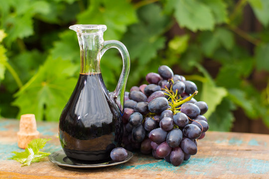 Grape-Vinegar-Enjoys-Astonishing-Good-Health-advantages